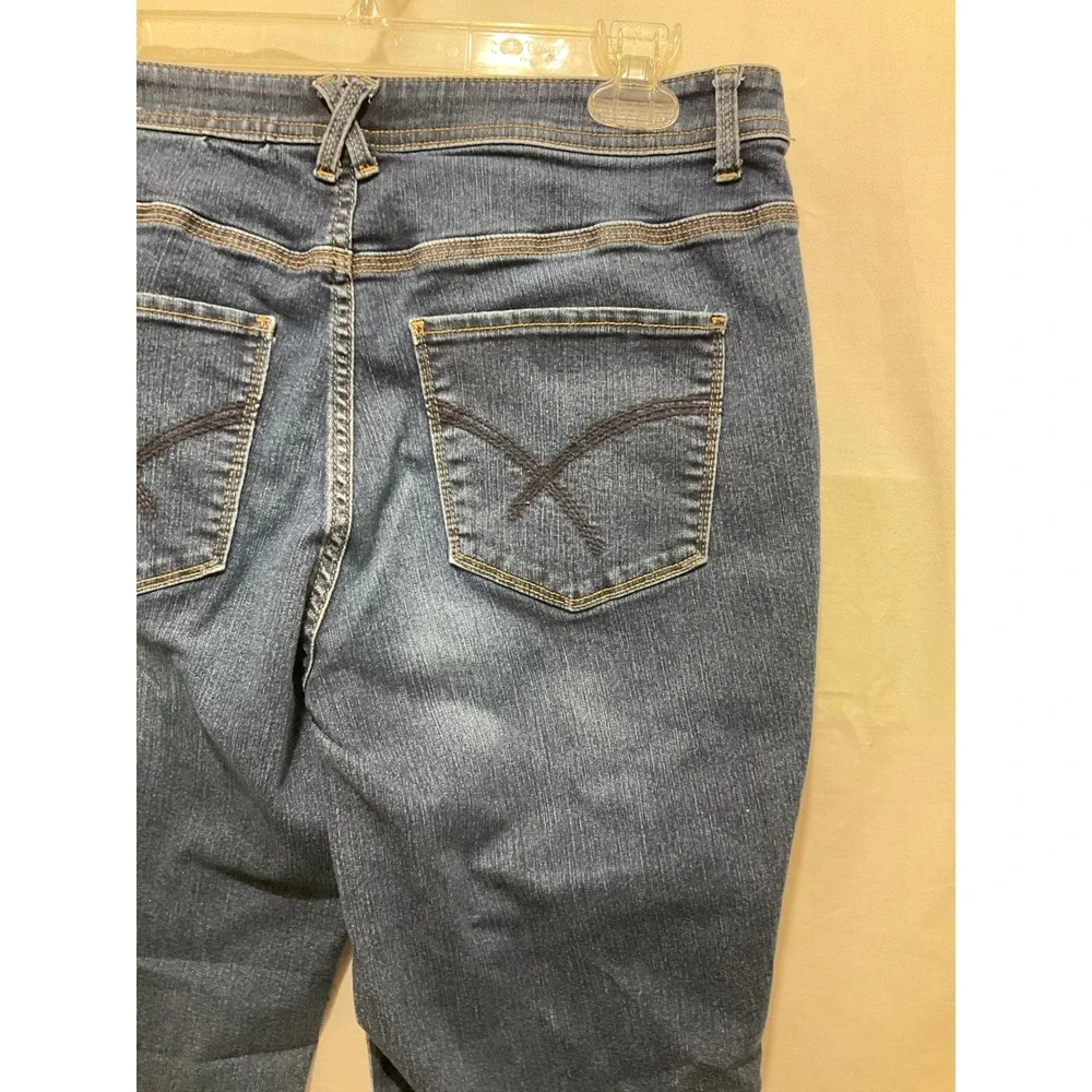 Christopher & Banks Womens Size‎ 8 Dark Wash Denim Capri Jeans High Rise Crop